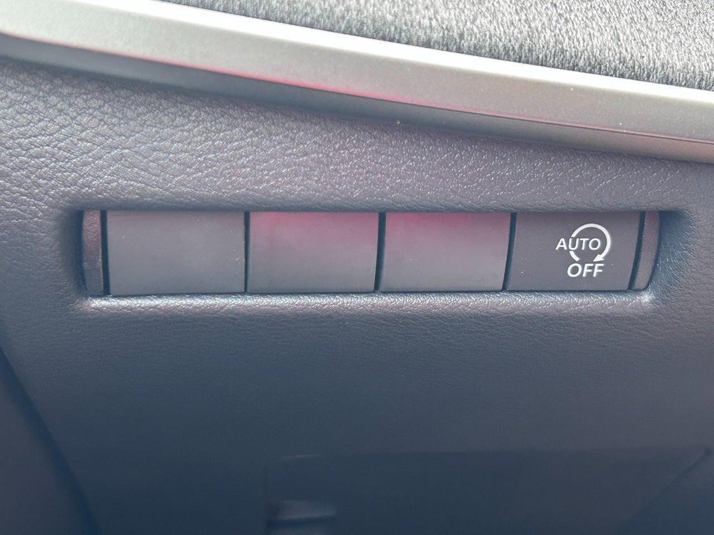 Used 2026 Nissan Kicks SV w/ Cold Weather Package FWD image 12