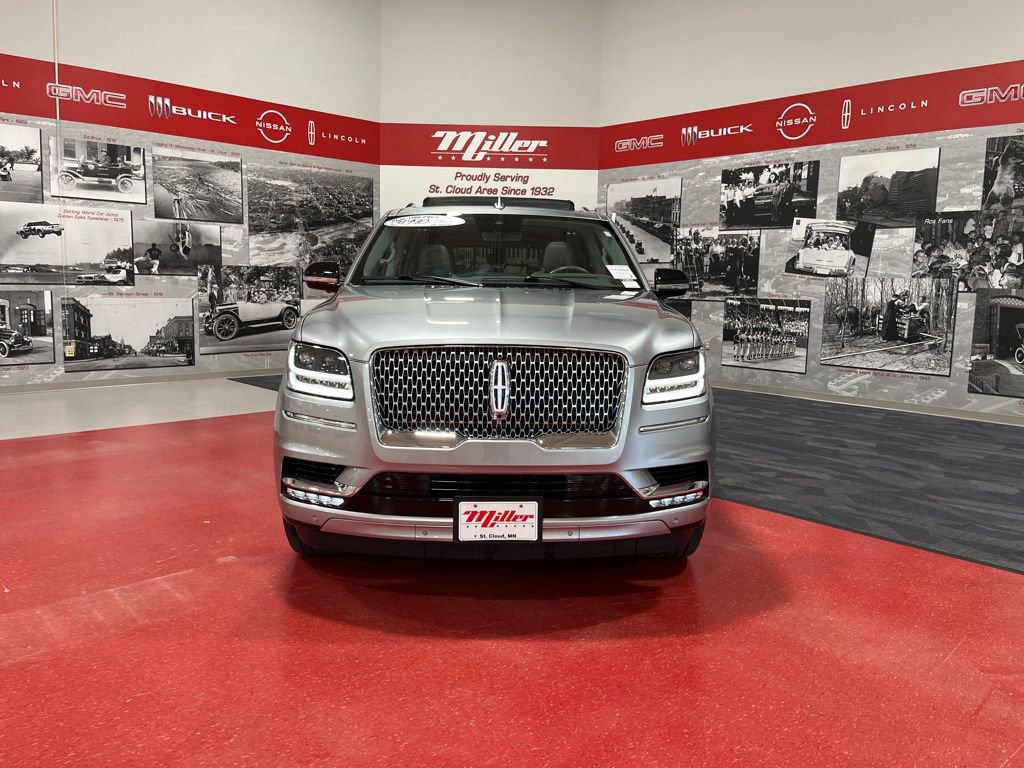 Used 2021 Lincoln Navigator L Reserve w/ Luxury Package AWD/4WD image 13