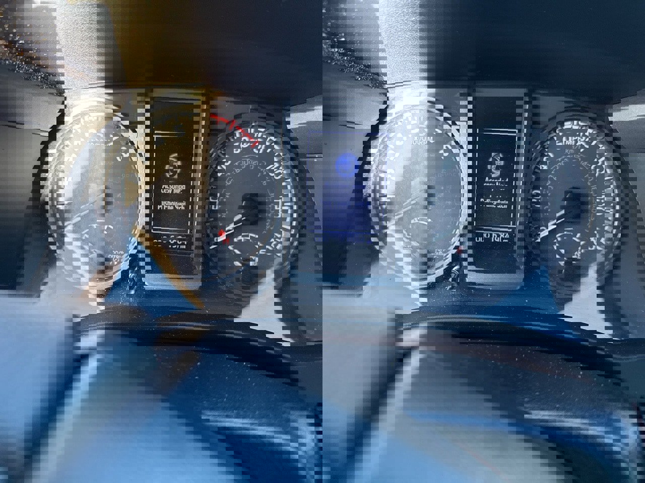 Used 2020 Toyota Tacoma TRD Sport image 11