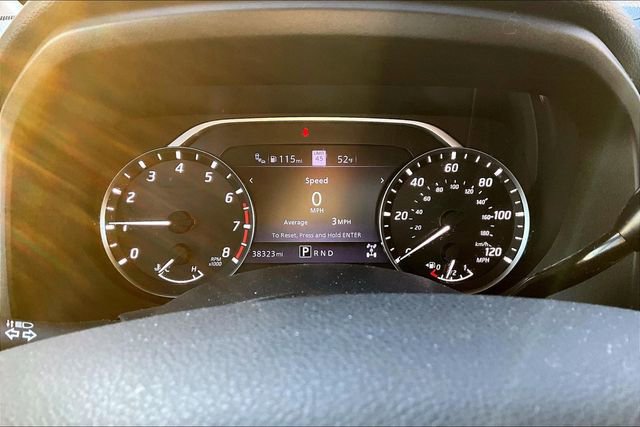 Used 2021 Nissan Titan SV w/ SV Convenience Package image 10