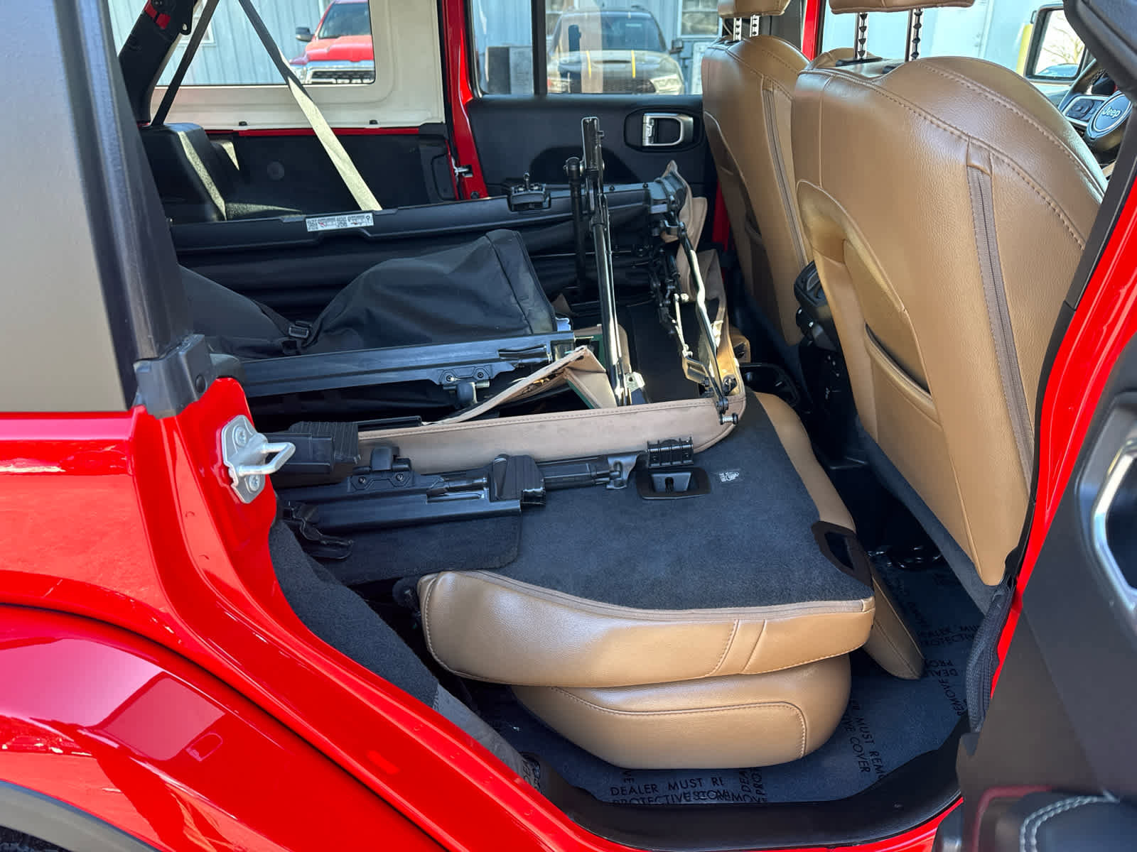 Used 2022 Jeep Wrangler Unlimited Sahara w/ Dual Top Group image 14