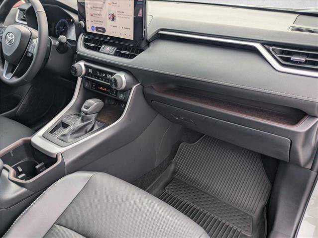 Used 2025 Toyota RAV4 Limited FWD image 21