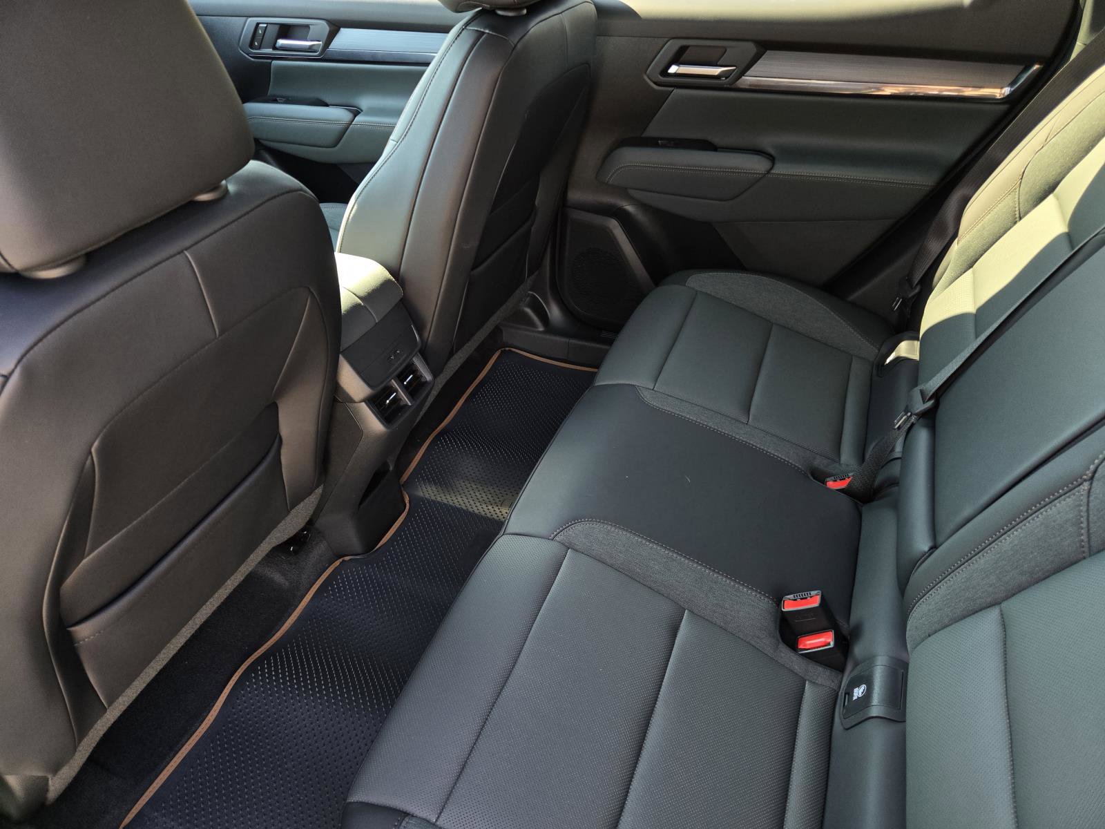 New 2027 GMC Terrain AT4 AWD/4WD image 6