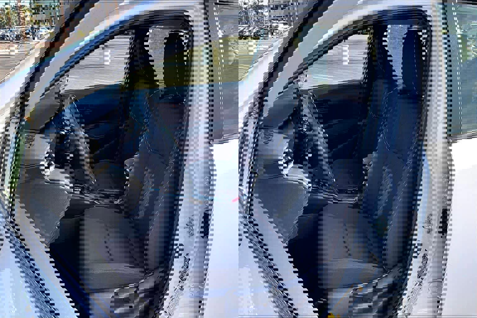 Used 2023 Toyota Corolla LE w/ Carpet Mat Package (TMS) FWD image 7