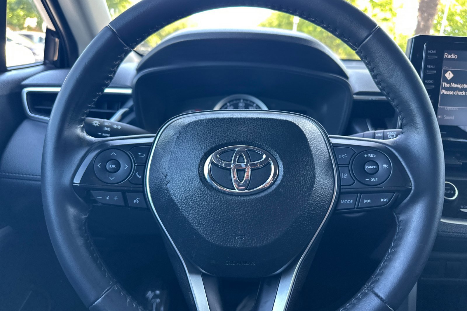Used 2022 Toyota Corolla Cross LE w/ Black Badges Package (TMS) AWD/4WD image 23