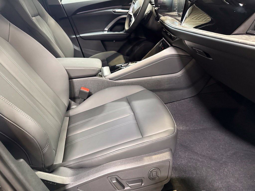 New 2026 Audi Q5 Premium Plus AWD/4WD image 18
