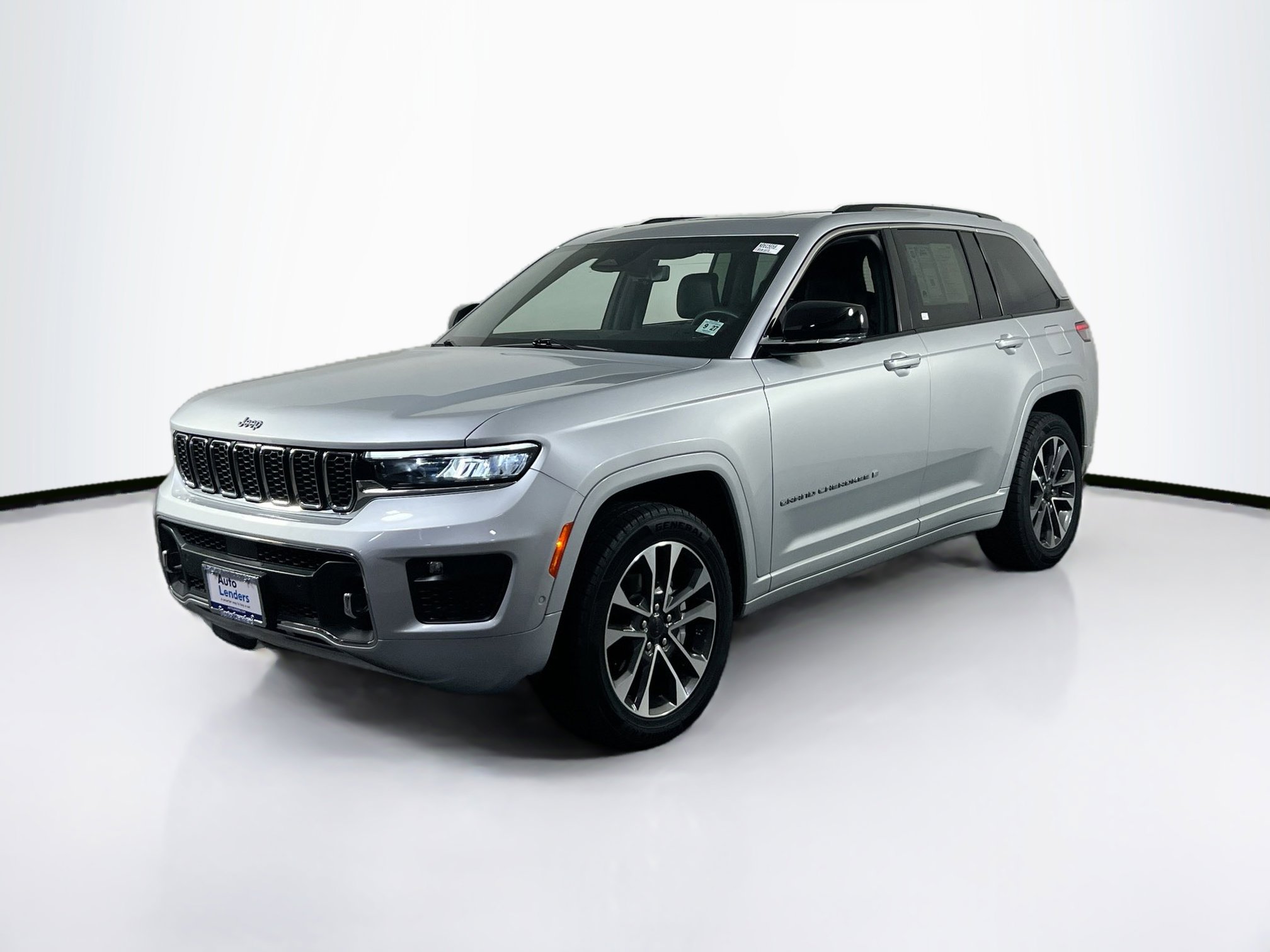 Used 2022 Jeep Grand Cherokee Overland w/ Luxury Tech Group IV