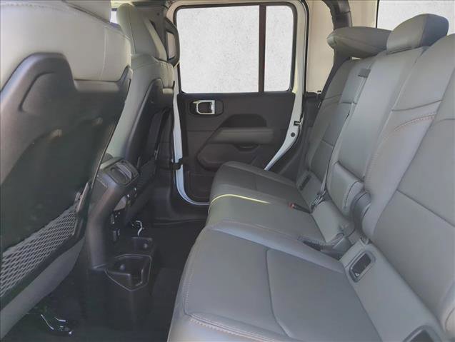 New 2026 Jeep Gladiator Mojave AWD/4WD image 12