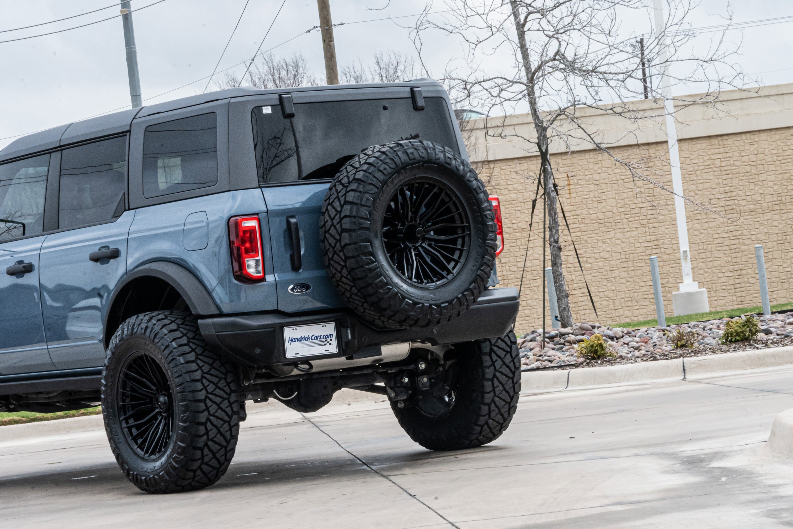 Used 2024 Ford Bronco Black Diamond image 6