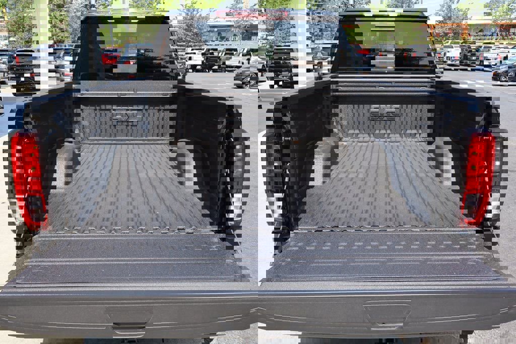 New 2025 GMC Sierra 2500 SLE w/ Preferred Package image 7