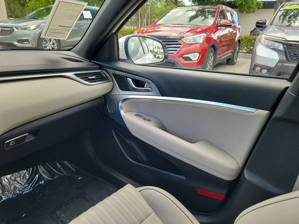 Certified 2023 Genesis G70 2.0T w/ Sport Prestige Package image 18