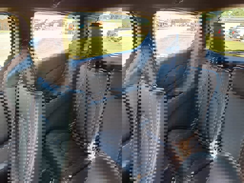 New 2025 Chrysler Voyager LX image 29