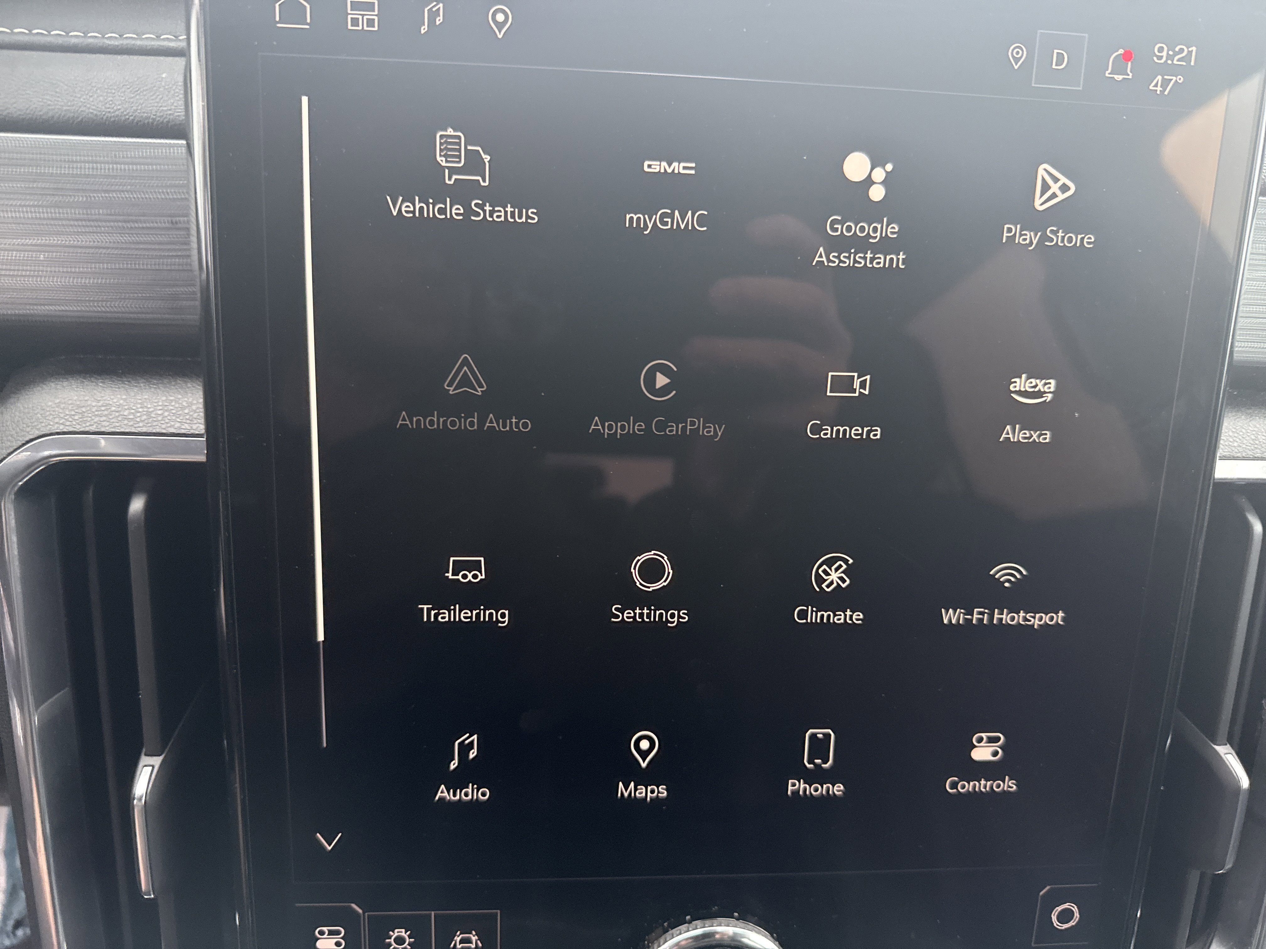 Used 2025 GMC Acadia Elevation image 27