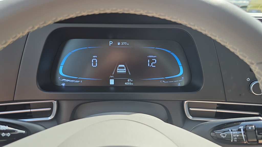 Certified 2026 Hyundai Elantra Sport FWD image 17