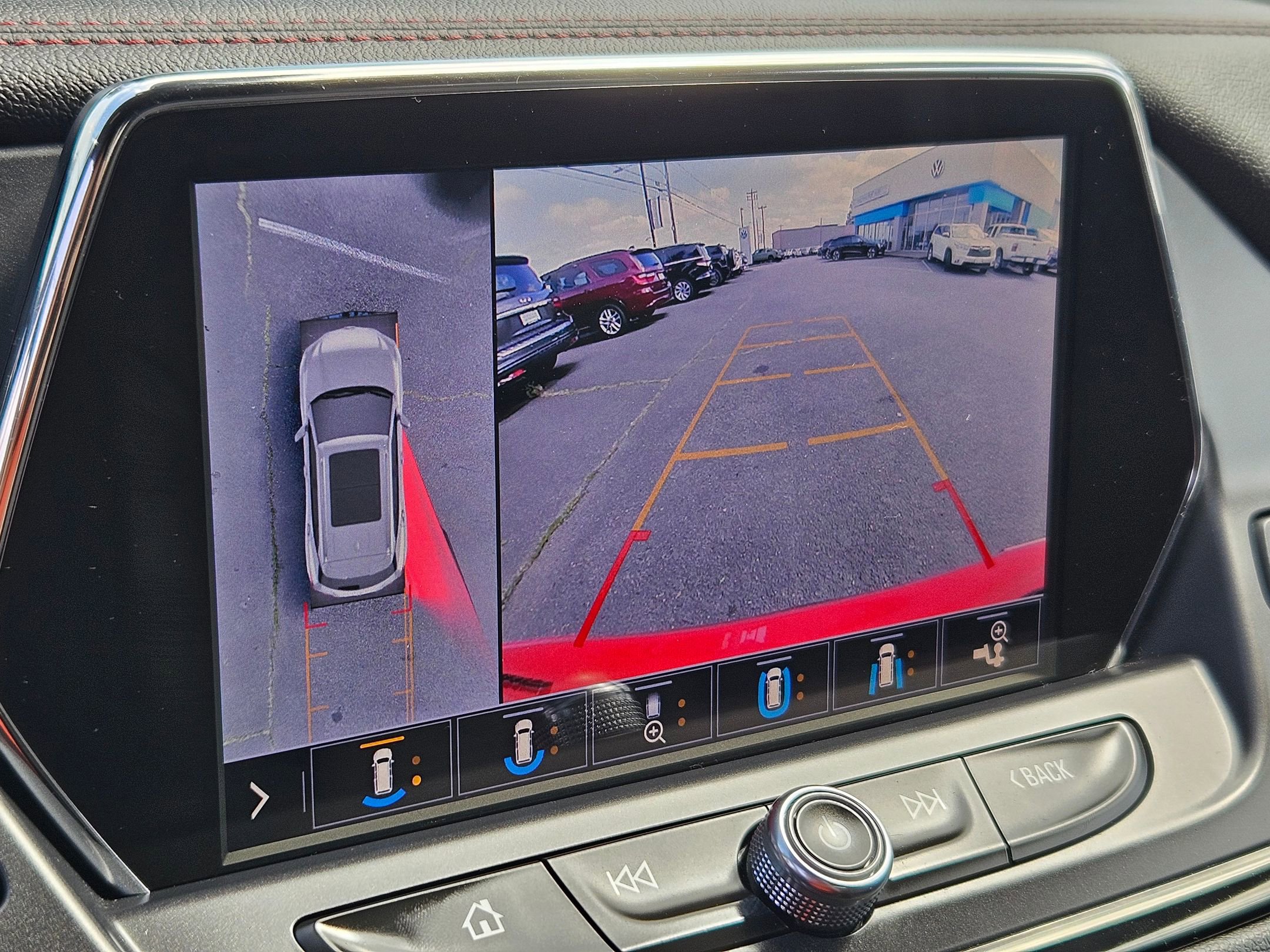 Used 2020 Chevrolet Blazer RS AWD/4WD image 19