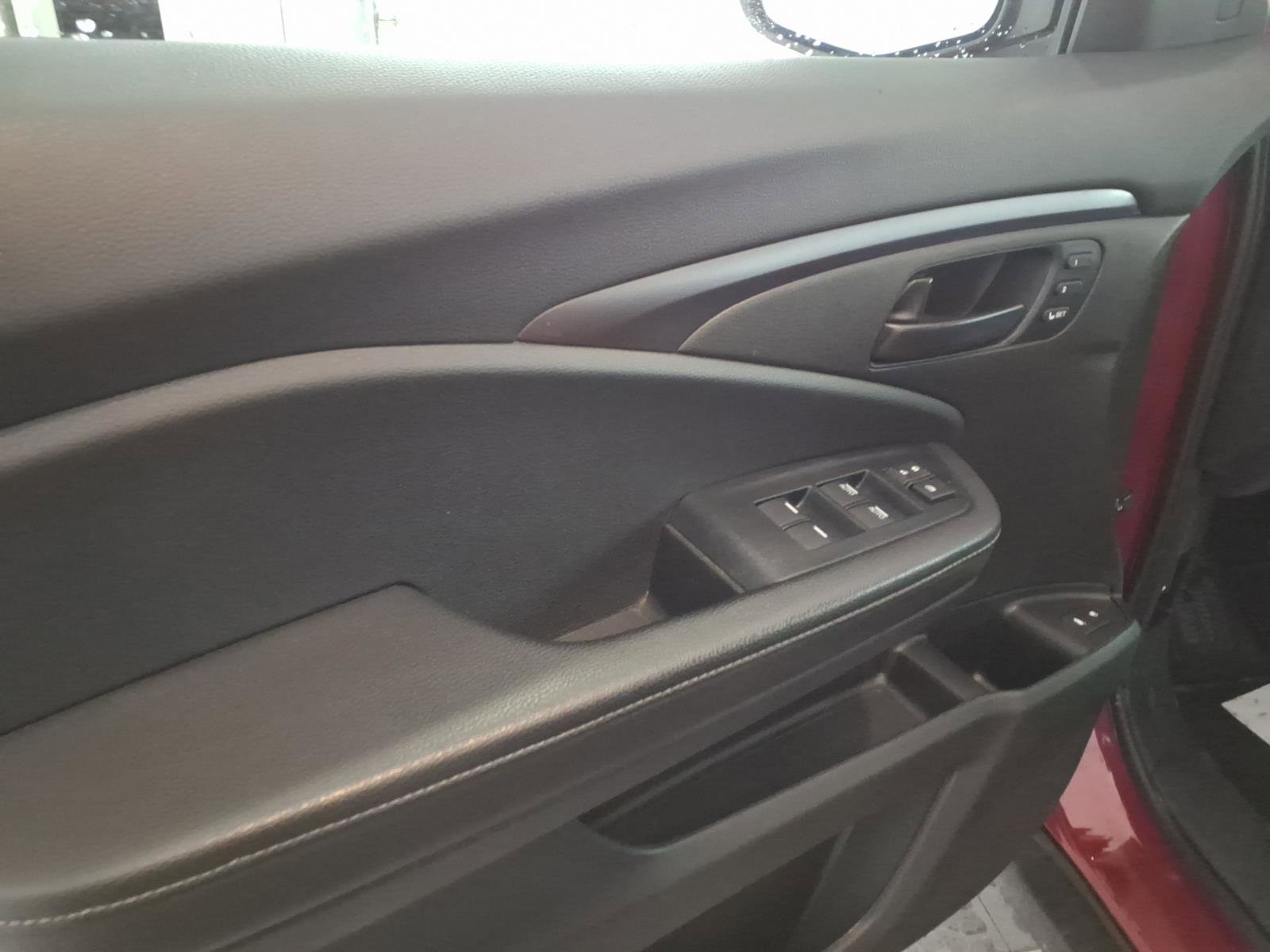 Certified 2023 Honda Passport EX-L image 12