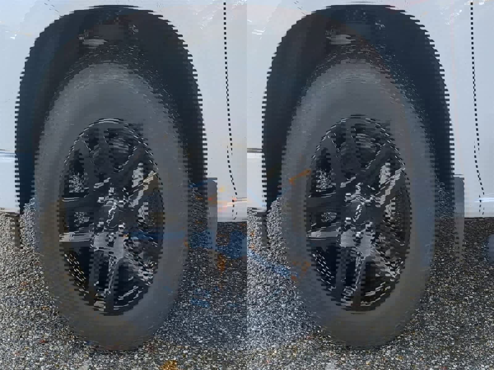 Used 2023 Chevrolet Silverado 1500 RST w/ Convenience Package II image 14