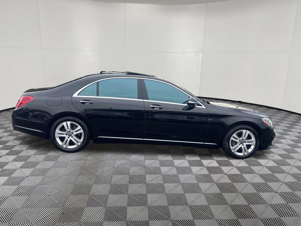 Used 2018 Mercedes-Benz S 560 4MATIC Sedan w/ Premium Package image 6