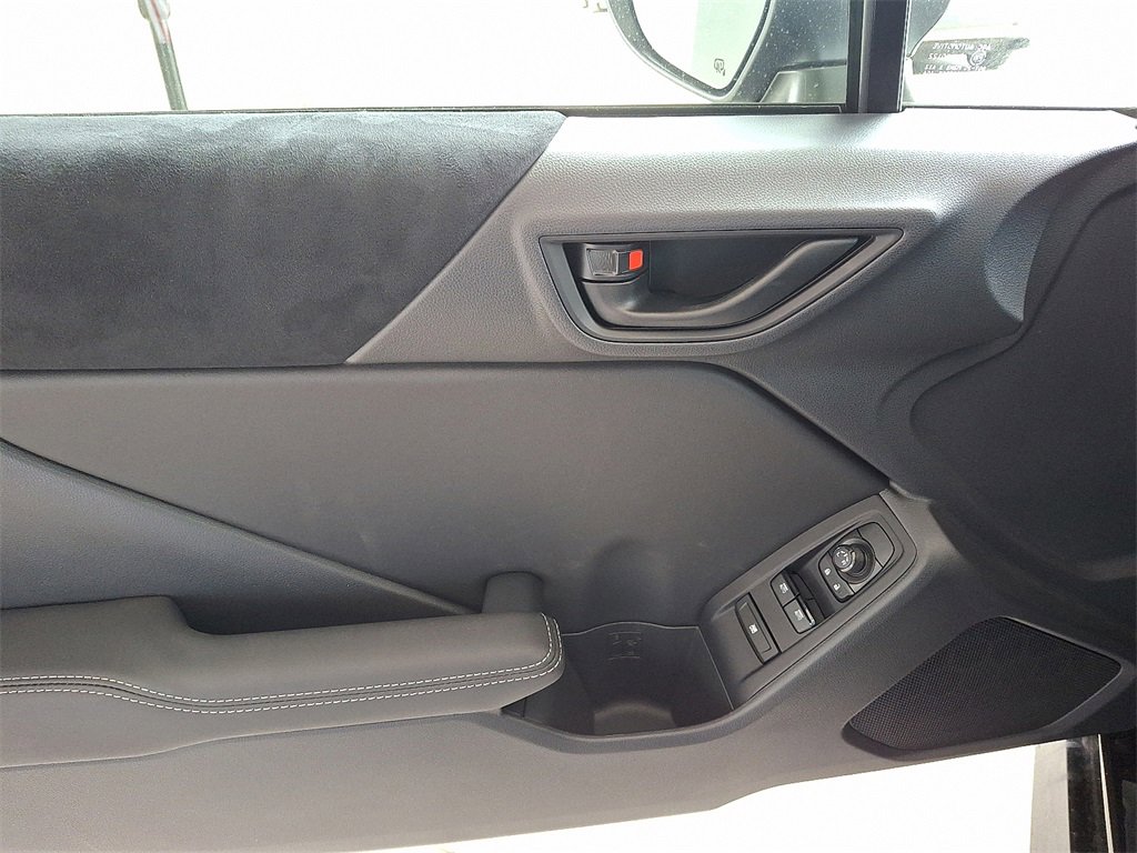 New 2025 Toyota GR86 Premium image 6