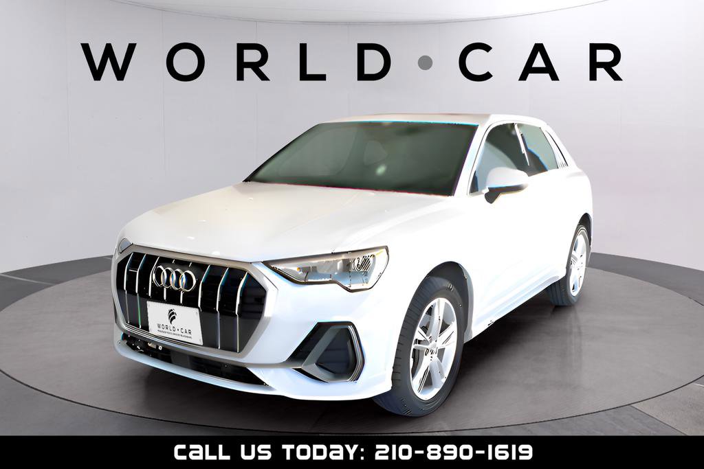 Used 2020 Audi Q3 2.0T Premium w/ Convenience Package AWD/4WD image 3