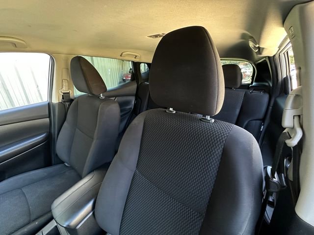 Used 2020 Nissan Rogue Sport S FWD image 12