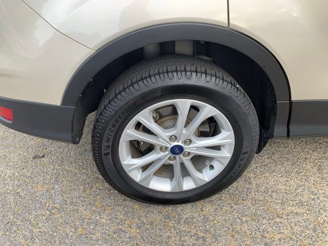 Used 2018 Ford Escape SEL FWD image 38
