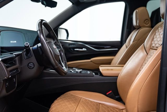 Used 2021 Cadillac Escalade ESV Premium Luxury image 10
