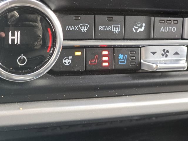 Used 2024 Ford Expedition Max XLT image 5