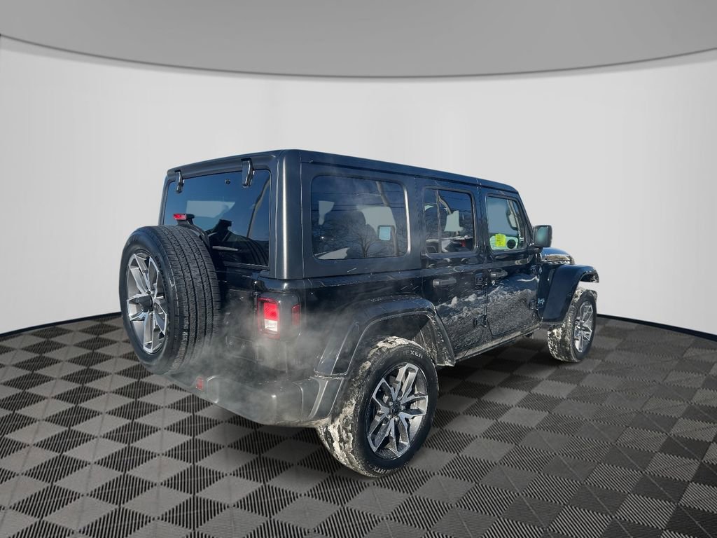 Used 2024 Jeep Wrangler Unlimited w/ Convenience Group image 5