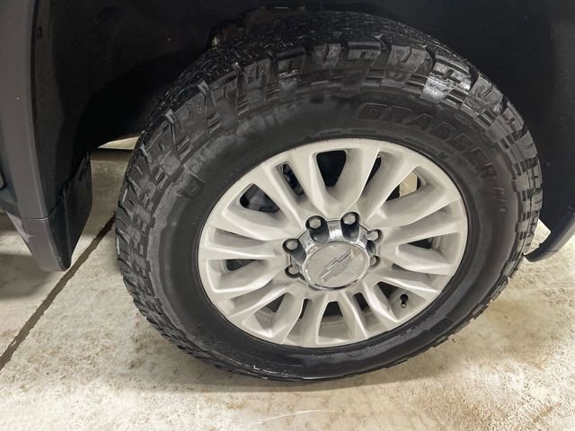 Used 2020 Chevrolet Silverado 2500 High Country w/ LPO, Dark Essentials Package AWD/4WD image 10