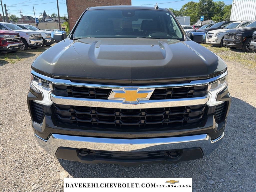 Used 2023 Chevrolet Silverado 1500 LT AWD/4WD image 8