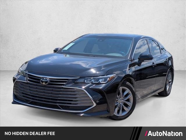 Used 2022 Toyota Avalon XLE w/ Moonroof Package