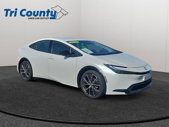 Used 2025 Toyota Prius XLE