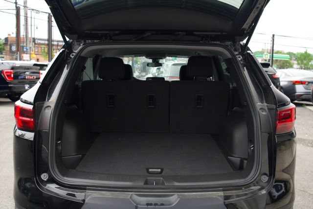 Used 2025 Chevrolet Blazer LT FWD image 30
