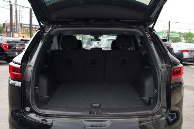 Used 2025 Chevrolet Blazer LT FWD image 30