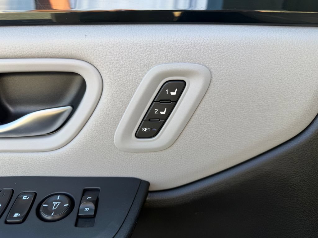 Certified 2024 Honda Pilot EX-L image 19