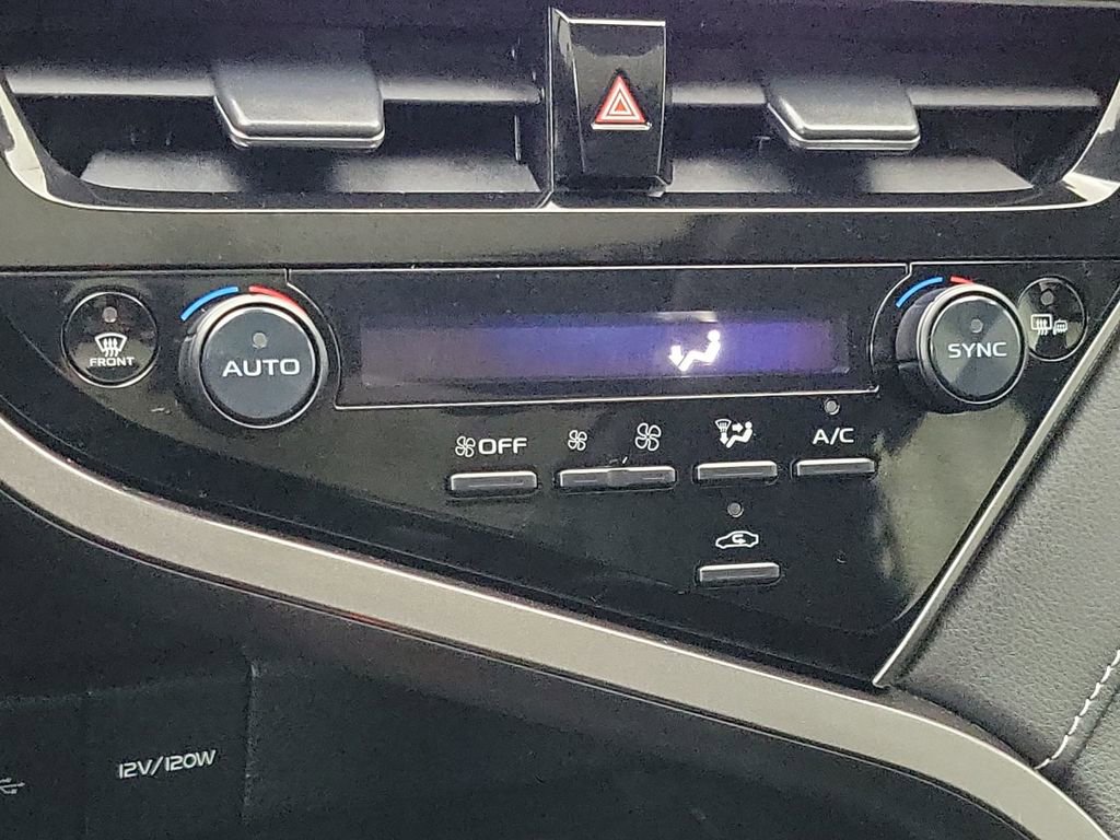 Used 2024 Toyota Camry XSE w/ Navigation Package image 16