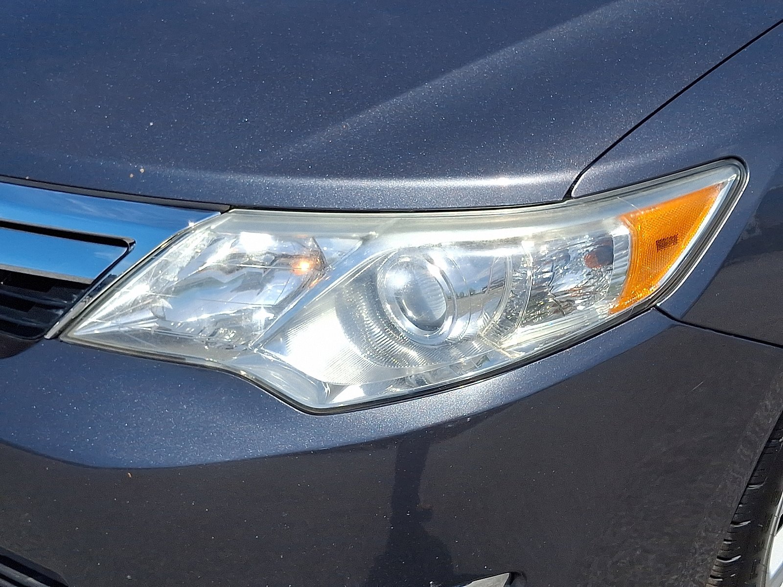Used 2013 Toyota Camry XLE w/ Leather Pkg FWD image 10