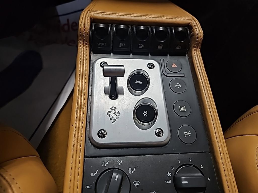 Used 1999 Ferrari F355 Spider image 11