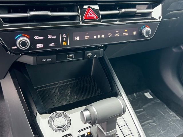 New 2026 Kia Niro SX Touring FWD image 20