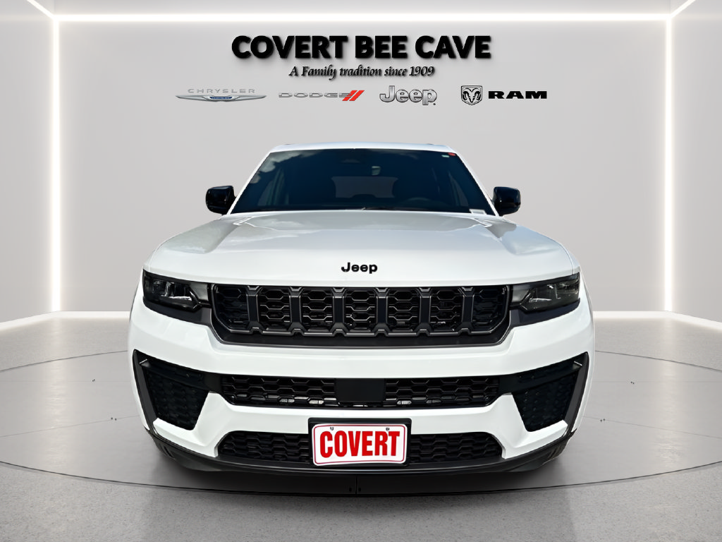 New 2026 Jeep Grand Cherokee Altitude RWD image 3