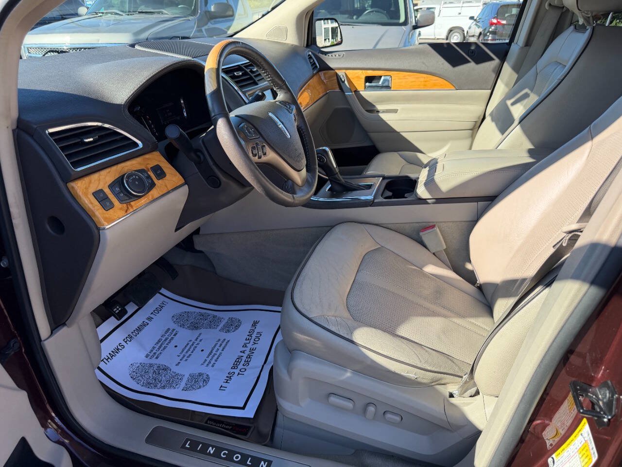 Used 2012 Lincoln MKX AWD image 9