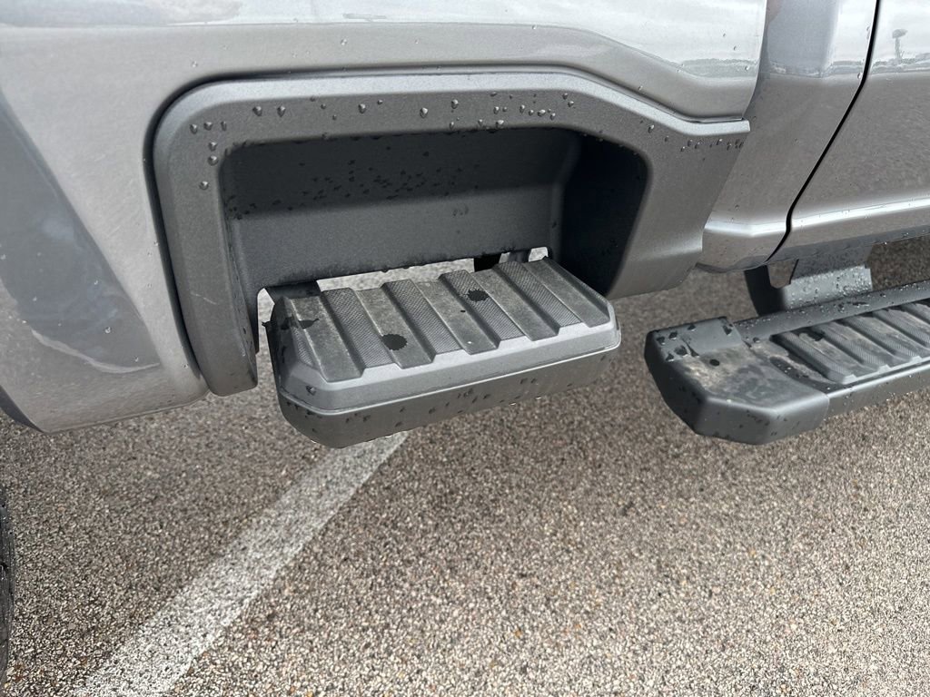 New 2026 Ford F250 Lariat w/ Black Appearance Package image 44