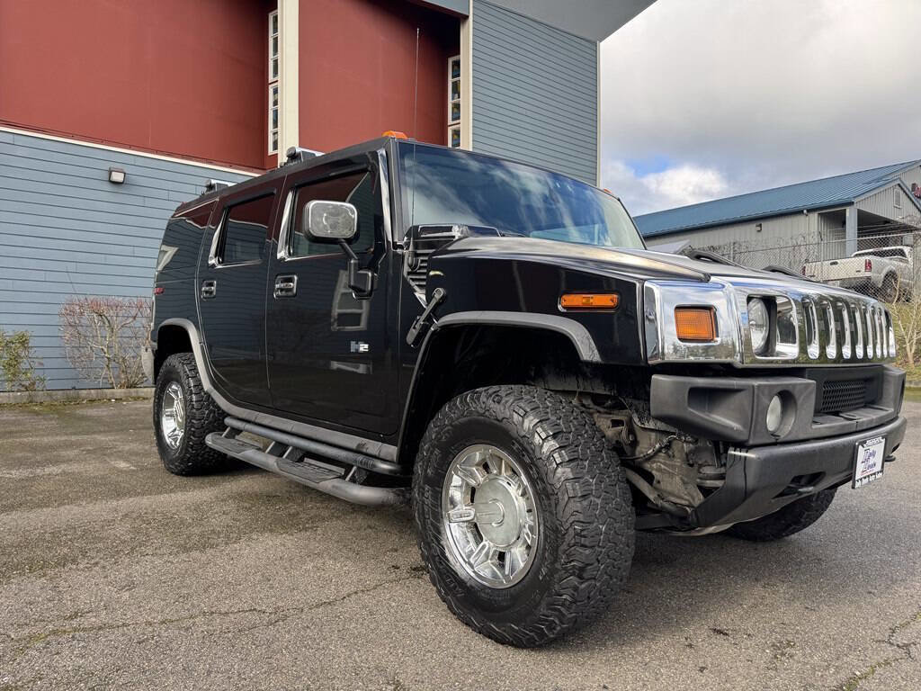Used 2004 HUMMER H2 w/ Preferred Equipment Group image 9