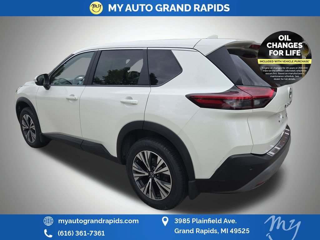 Used 2023 Nissan Rogue SV AWD/4WD image 5