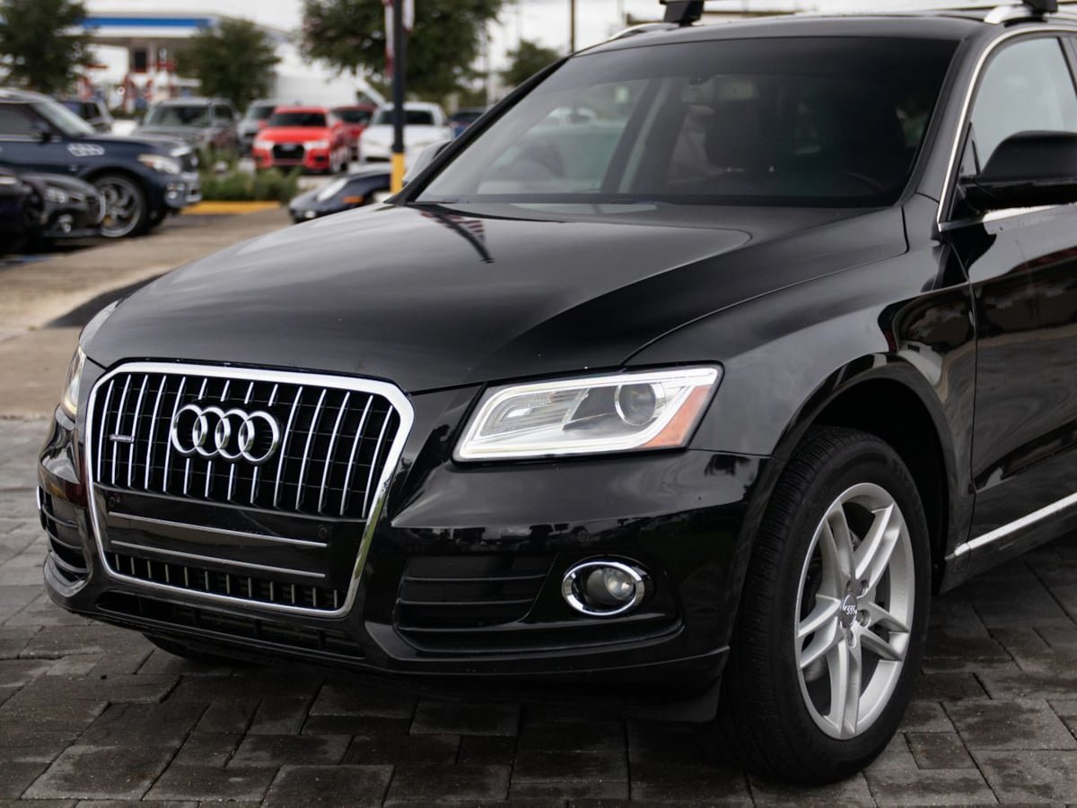Used 2016 Audi Q5 2.0T Premium Plus w/ Technology Package AWD/4WD image 5