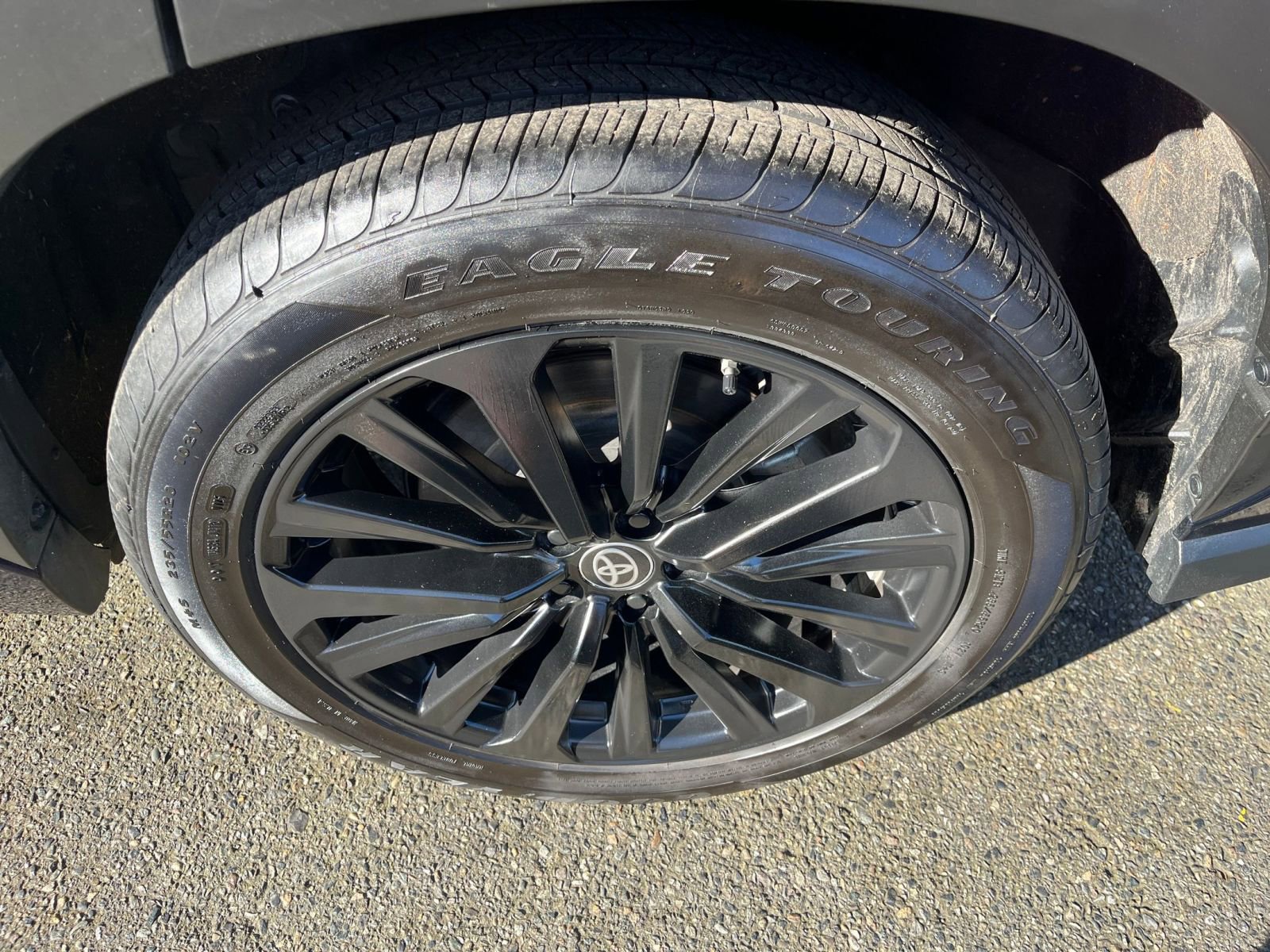 Used 2025 Toyota Highlander XSE image 33