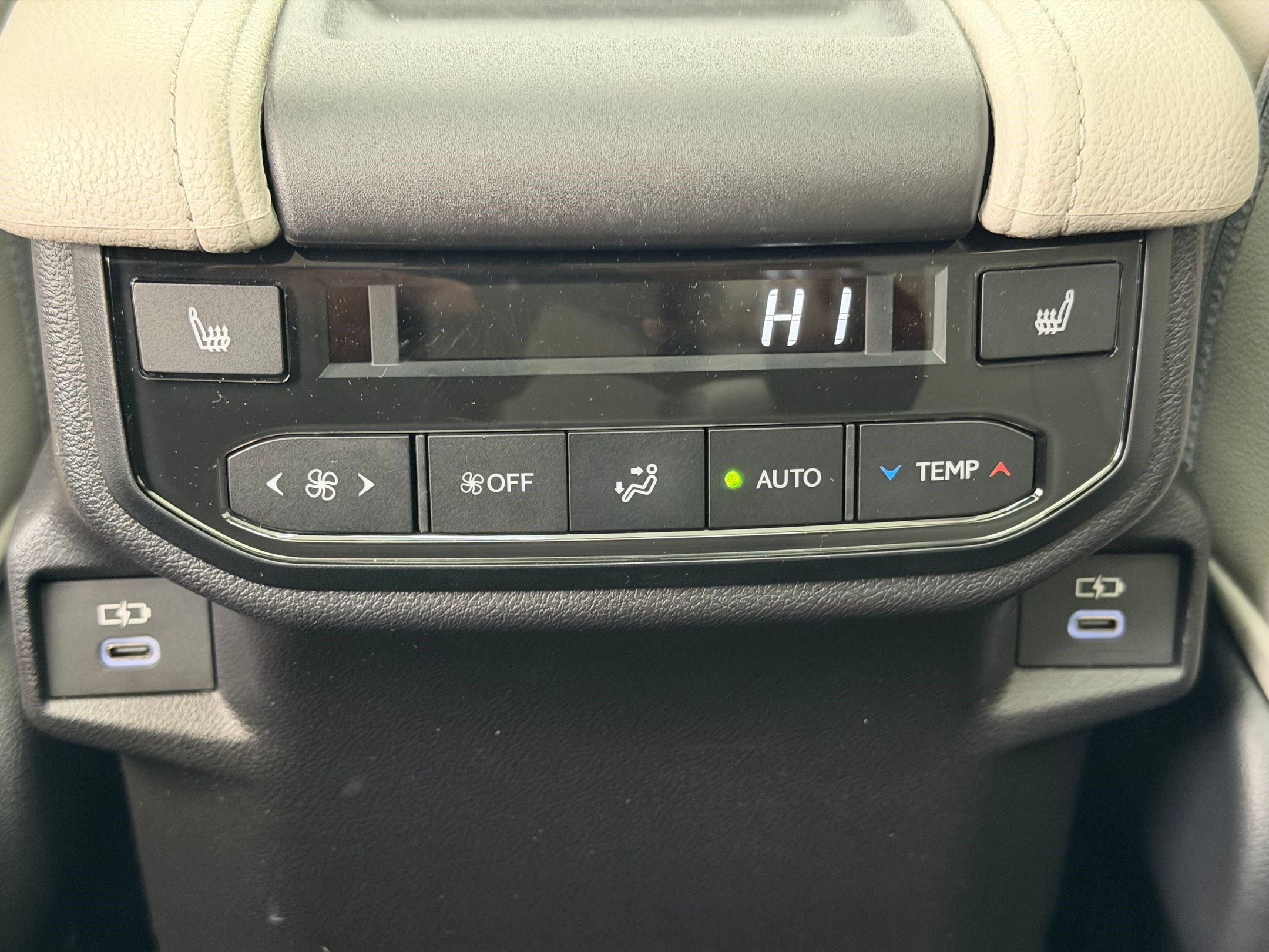 Used 2026 Toyota Grand Highlander Limited image 24