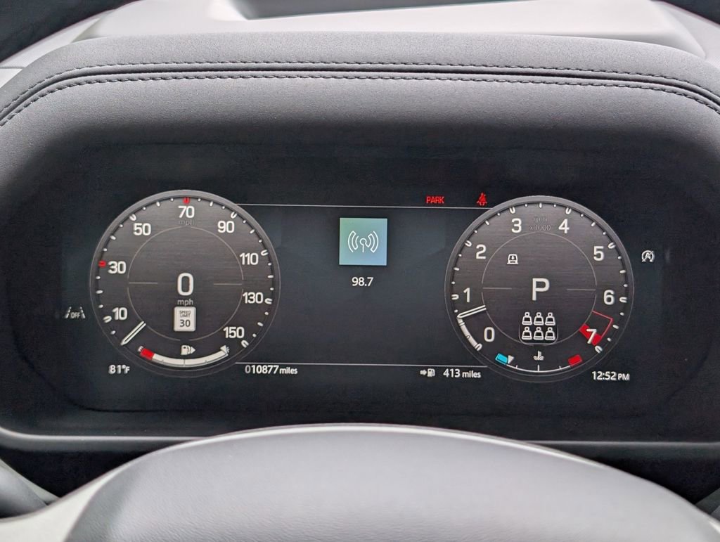 Used 2024 Land Rover Defender 130 S image 13