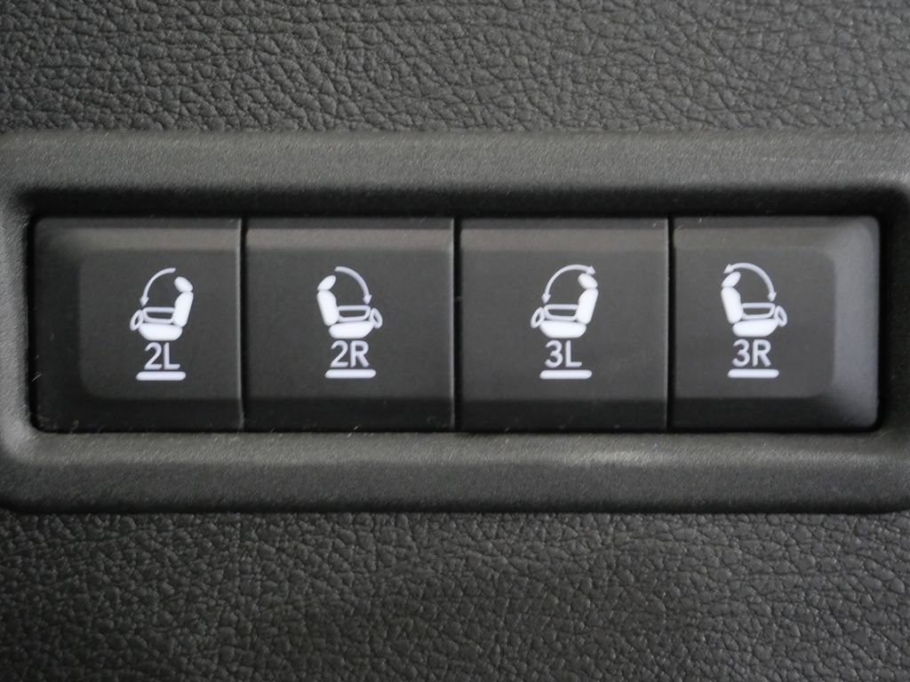 Used 2023 Jeep Wagoneer Series II image 29